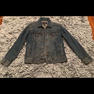 Women’s jean jacket